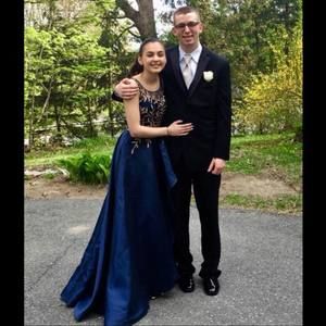 Meet your Posher, Cassandra